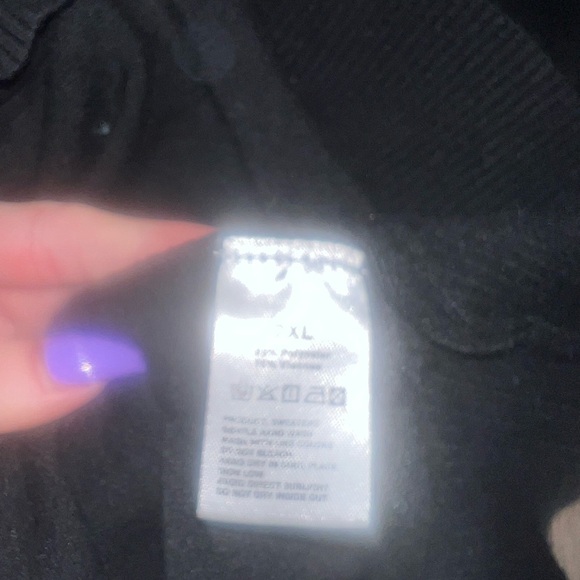 Daimidy- Black tee shirt - Picture 6 of 6